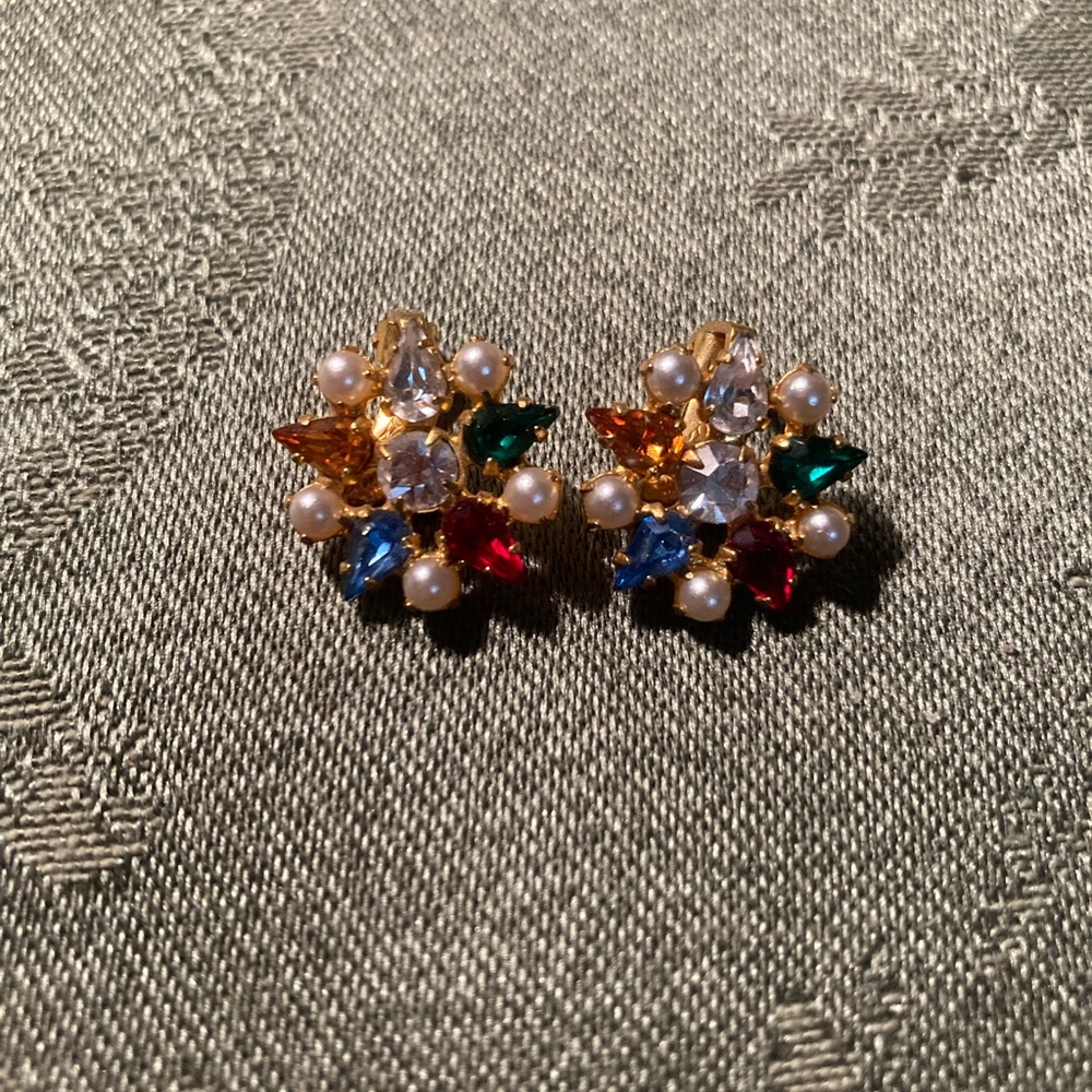 Vintage Clip On Earrings